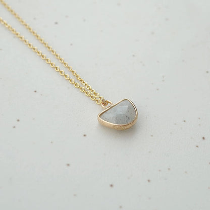 Tilda Zeitlos | Nachhaltige Halsketten | Luna Halskette