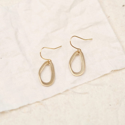 Tilda Zeitlos | Nachhaltige Ringe | Albastar Ohrringe