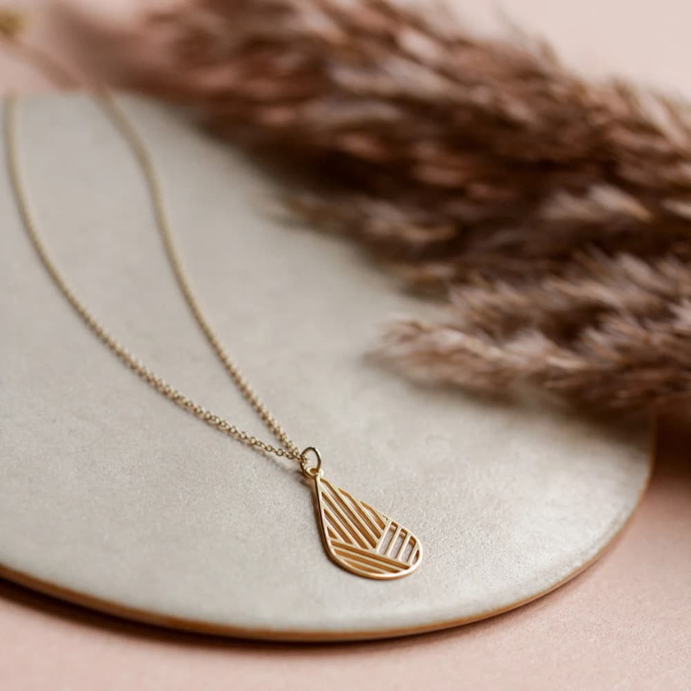 Tilda Zeitlos | Nachhaltige Halsketten | Tropfen Halskette