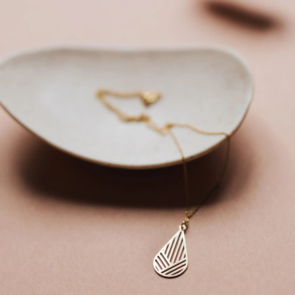 Tilda Zeitlos | Nachhaltige Halsketten | Tropfen Halskette